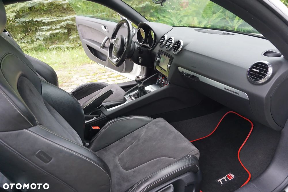 Audi TT S Coupé Standard - 4