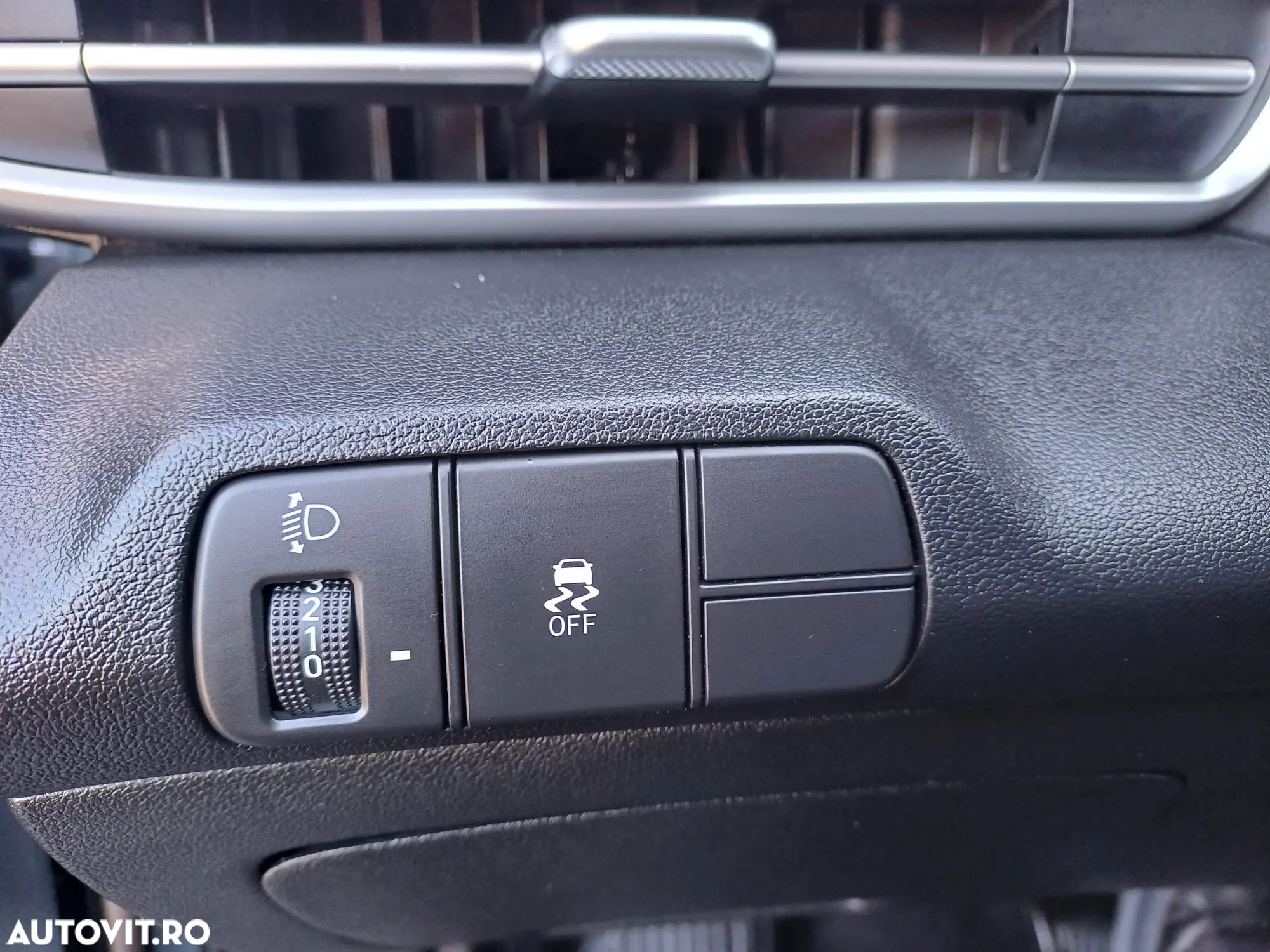 Hyundai Elantra 1.6 l 123 CP CVT Comfort - 12