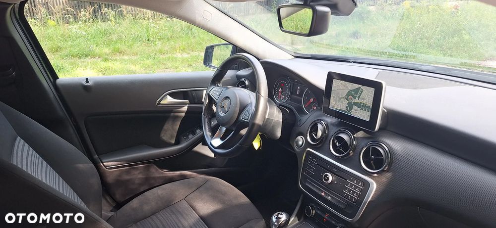 Mercedes-Benz Klasa A 180 d BlueEFFICIENCY Edition - 30