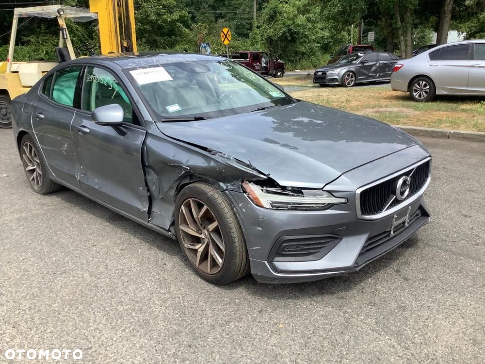 Volvo S60 T6 AWD Momentum Pro - 16
