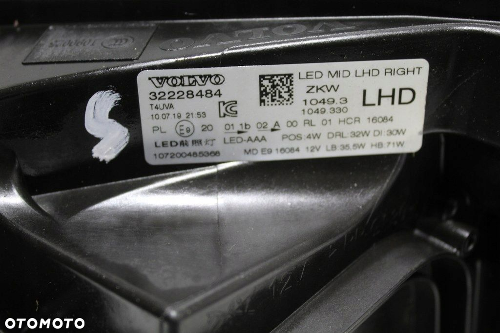 Volvo V40 XC40 Lift Full Led Prawy Lampa Przód - 4