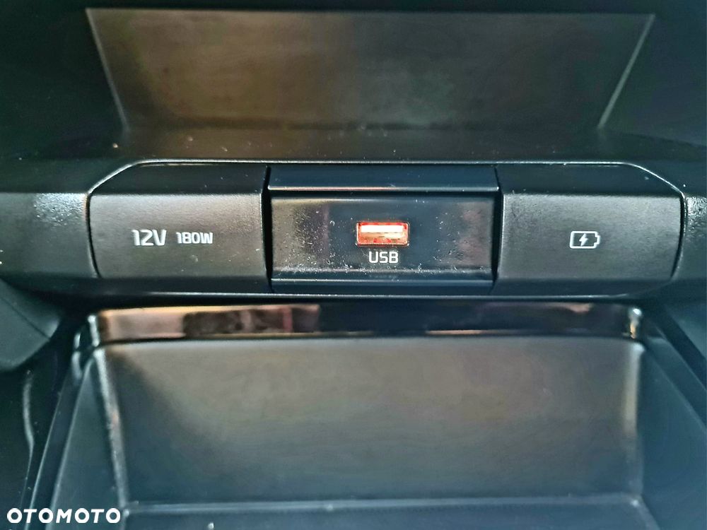 Kia Ceed 1.6 CRDi Platinum Edition - 33