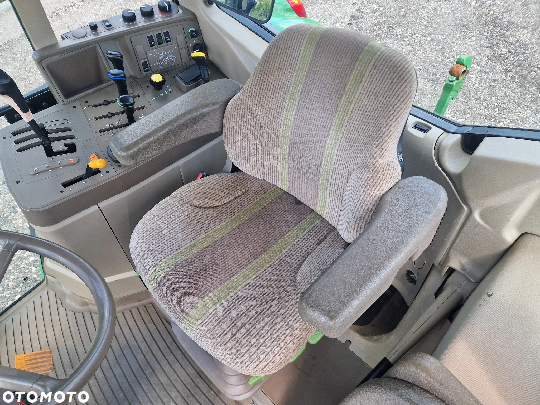 John Deere 6830 - 10
