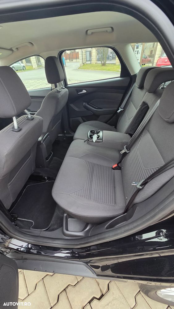 Ford Focus 1.5 EcoBlue Start-Stopp-System Aut. TITANIUM - 20