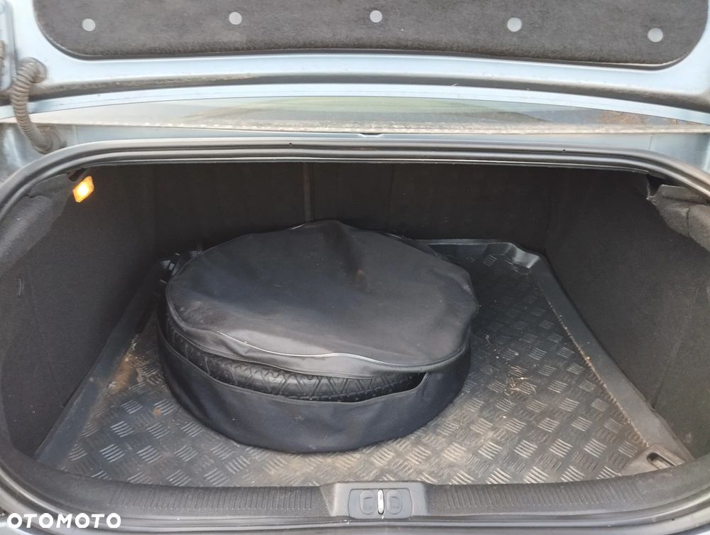 Peugeot 407 2.0 Premium Navtech - 36