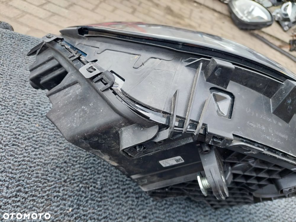 MERCEDES GLC W253 LAMPA PRZÓD PRAWA FULL LED A2539065201 - 9