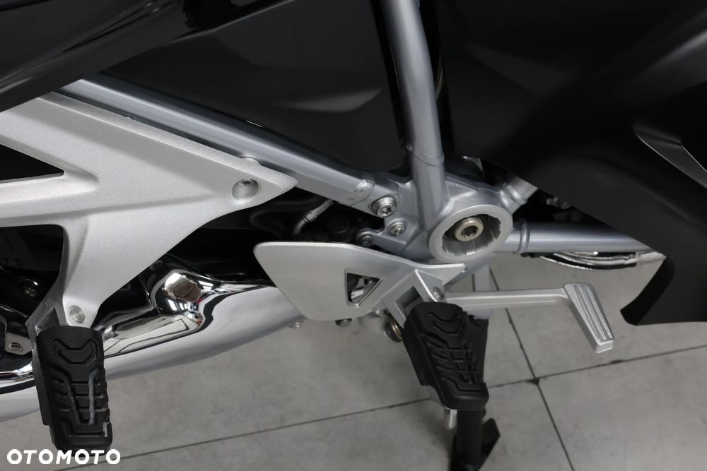 BMW R - 25