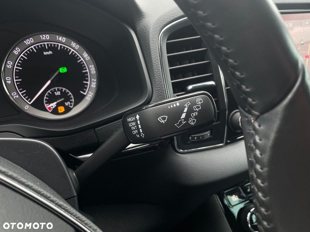 Skoda Karoq 2.0 TDI SCR 4x2 Style DSG - 26