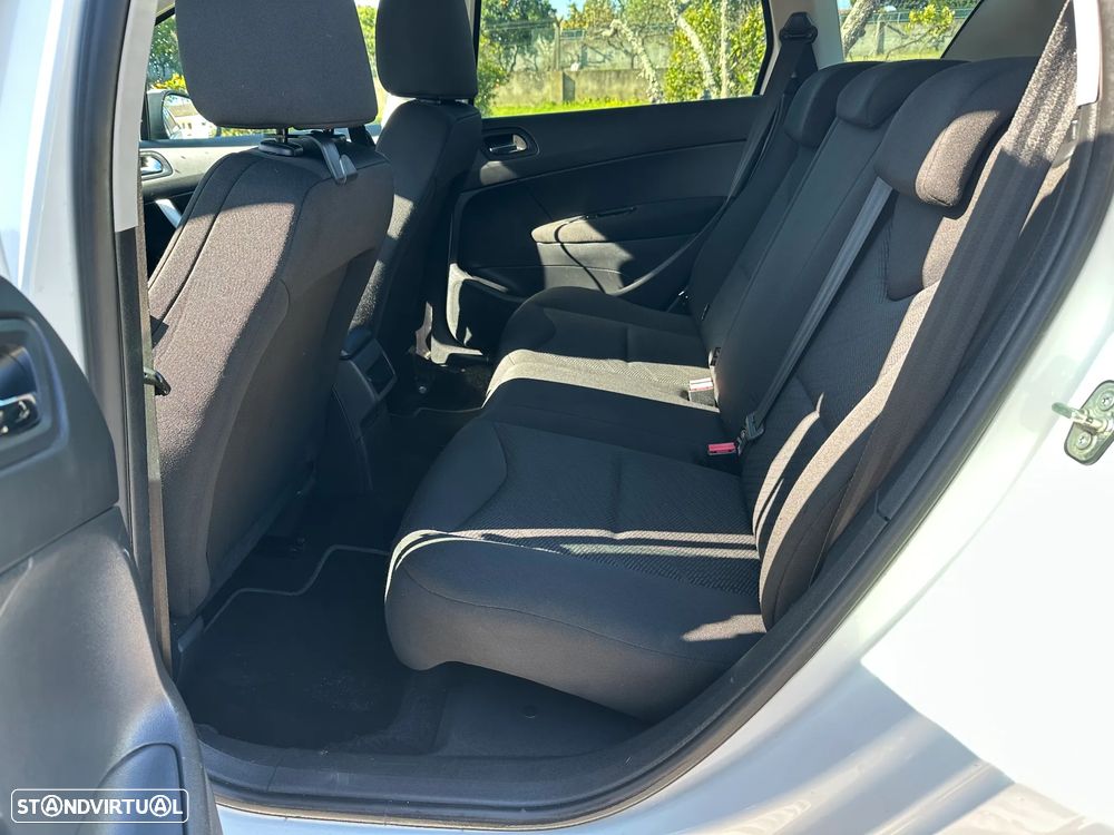 Peugeot 308 SW 1.6 HDi Sport CVM6 - 23