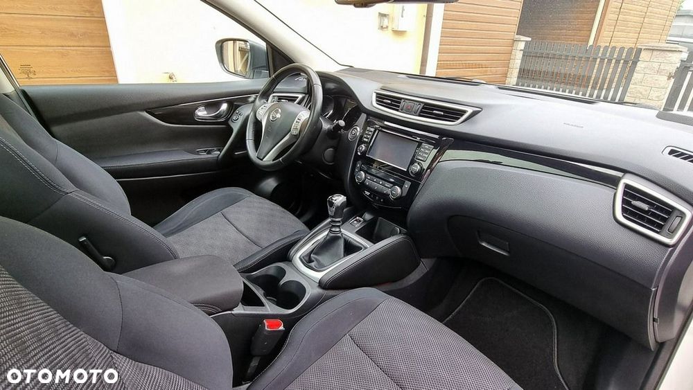 Nissan Qashqai - 14