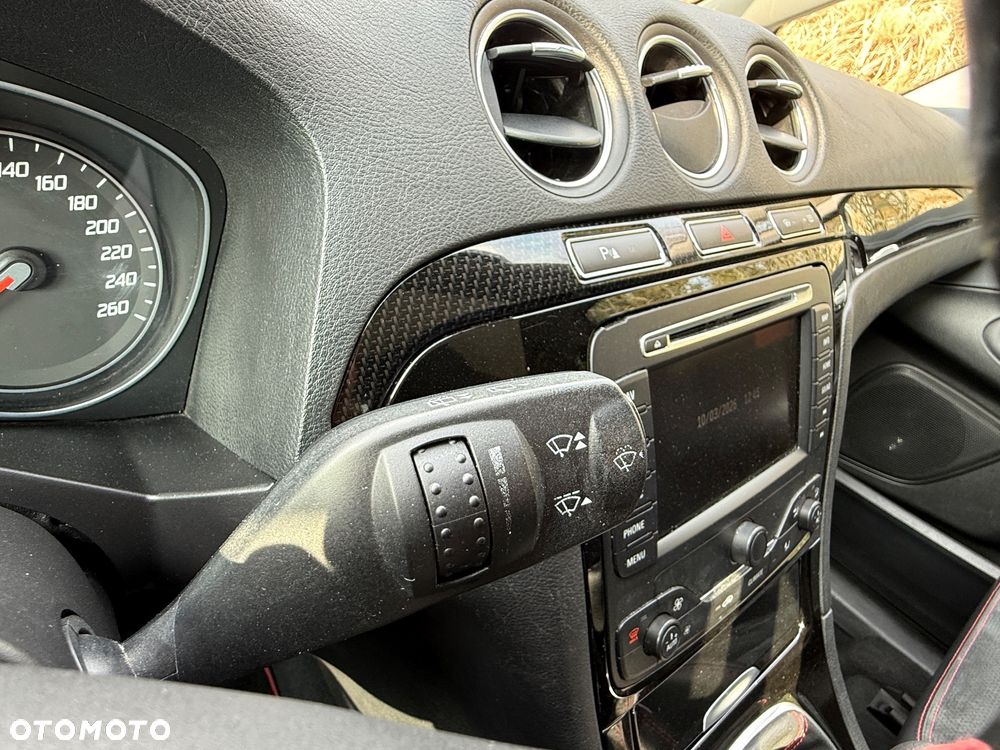 Ford S-Max 2.0 TDCi DPF Titanium - 38