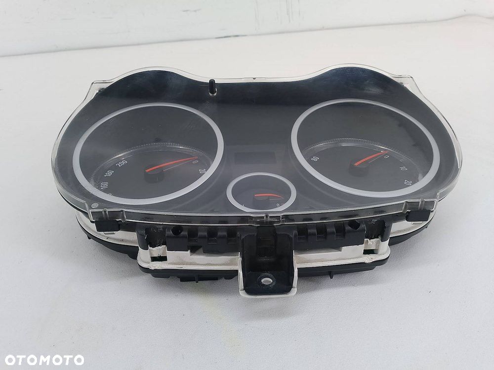 LICZNIK OPEL CORSA D 13264279 1.2 16V - 3