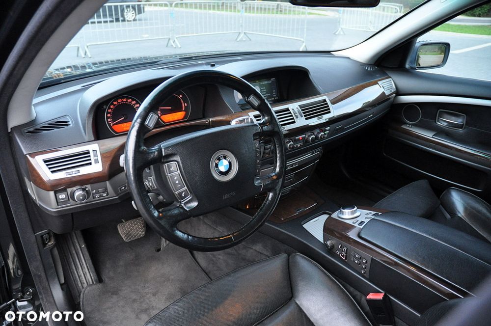 BMW Seria 7 730d - 17