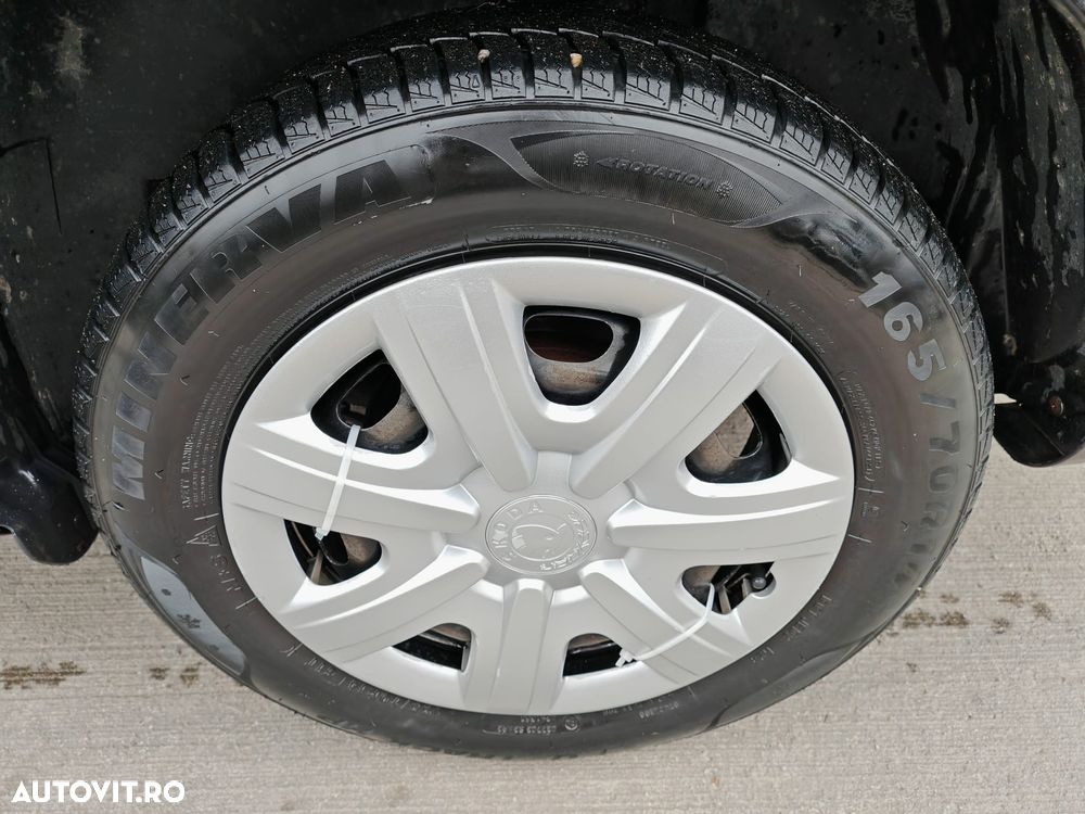 Skoda Fabia 1.2 HTP Combi Elegance - 9