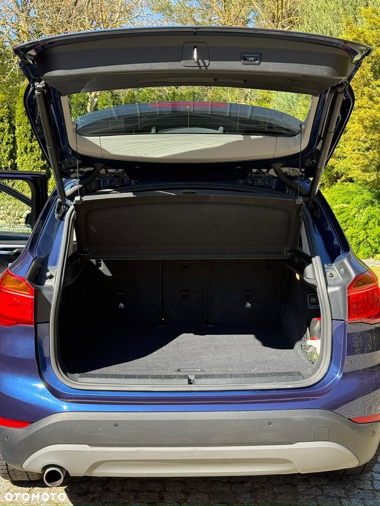 BMW X1 sDrive18d Advantage - 23