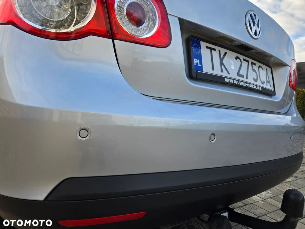 Volkswagen Jetta 2.0 TDI Sportline - 21