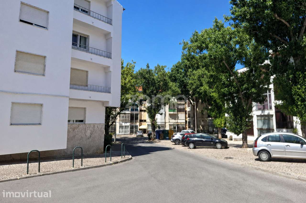Apartamento T2 para Arrendamento | Bairro da Assunção – Cascais - Grande imagem: 2/36