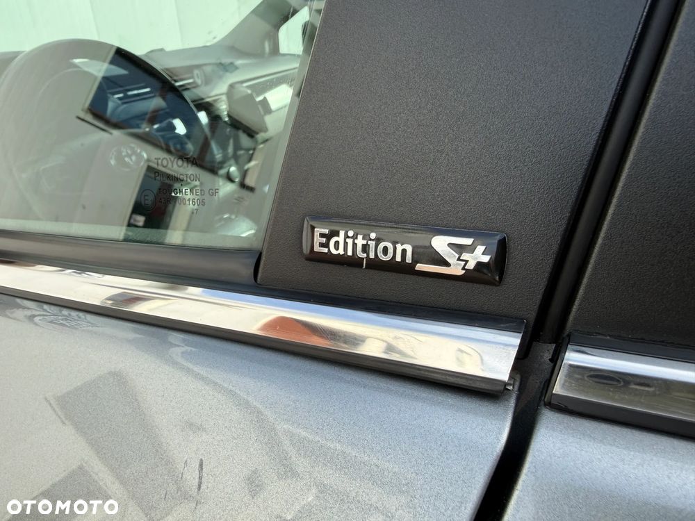 Toyota Avensis - 11