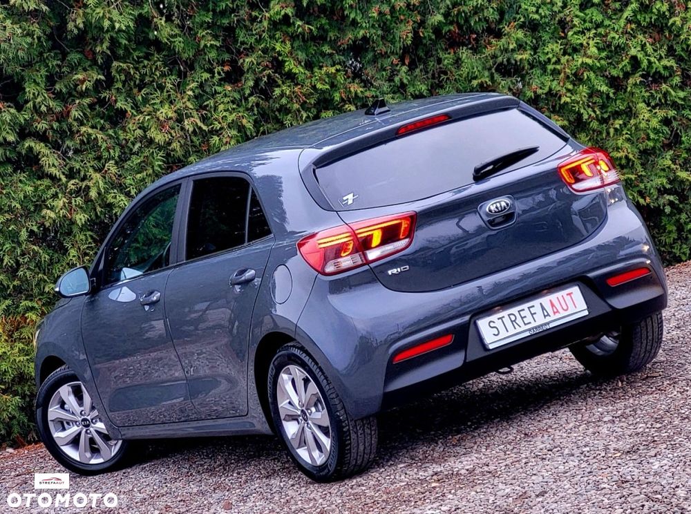 Kia Rio - 2