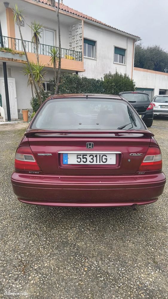 Honda Civic 1.5i LS - 3