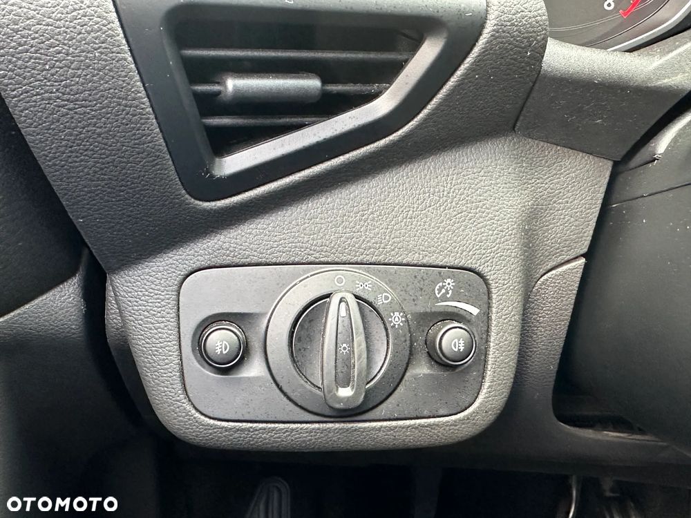 Ford Kuga 1.5 EcoBoost 2x4 ST-Line - 23