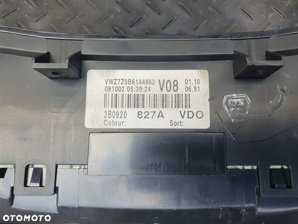 VW PASSAT B5 FL 1,9 TDI LICZNIK ZEGARY 3B0920827A  POSIADAM 3 SZT - 3