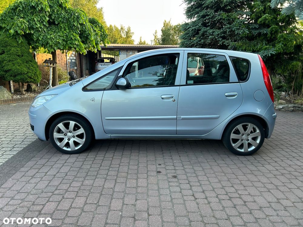 Mitsubishi Colt - 15