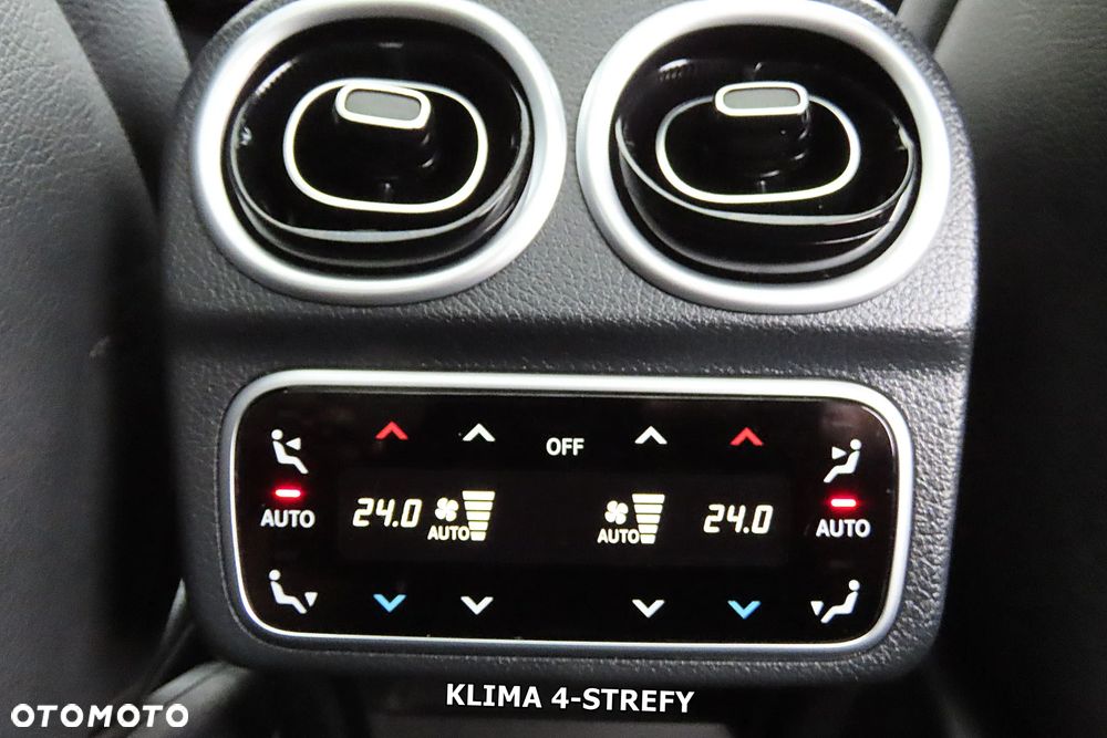Mercedes-Benz Klasa C 300 mHEV 4-Matic AMG - 27