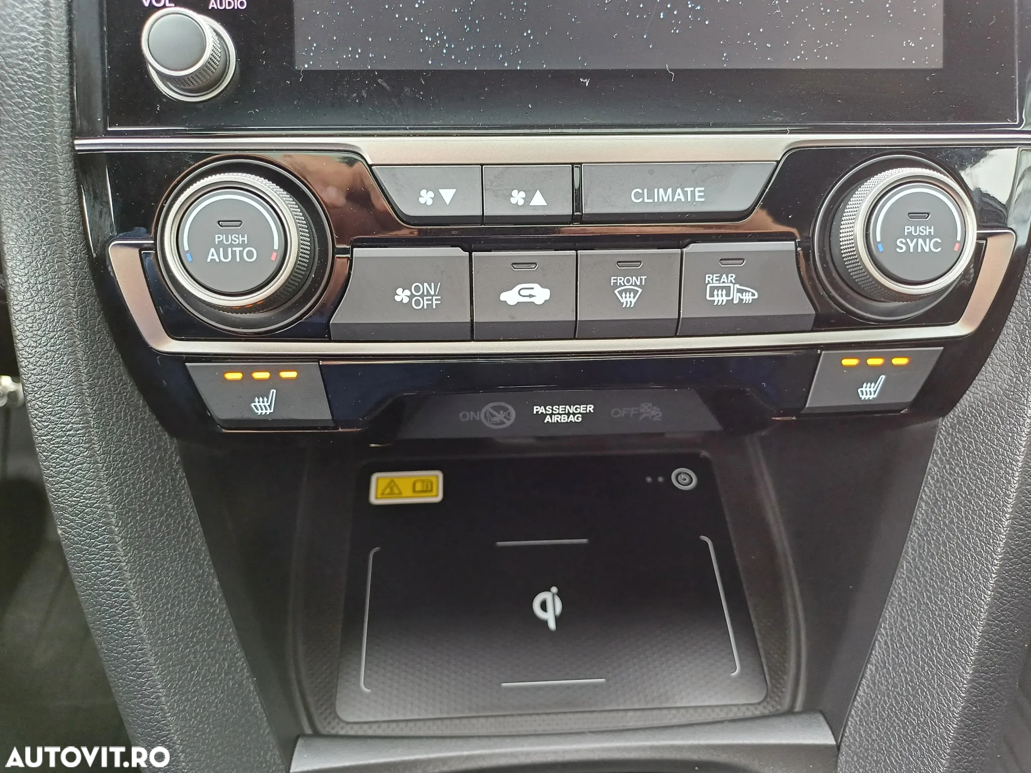 Honda Civic 1.5 VTEC Turbo Sport Plus - 21