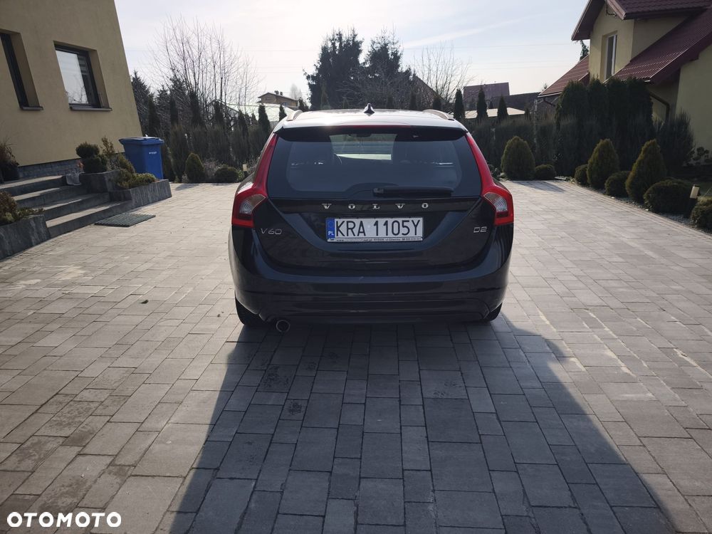 Volvo V60 D2 Geartronic Powershift Momentum - 10