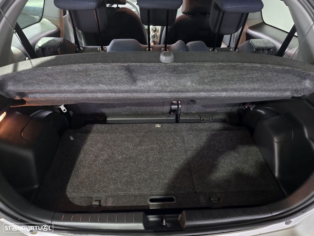 Toyota Yaris 1.0 VVT-i Motion - 18