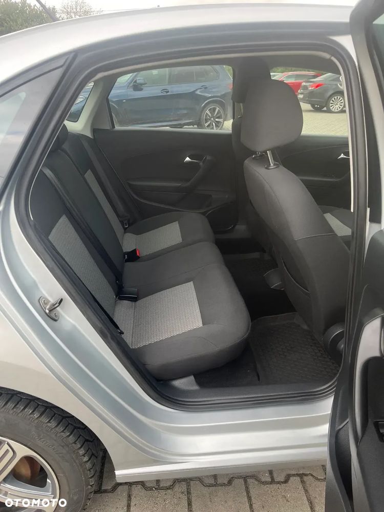 Volkswagen Polo - 16