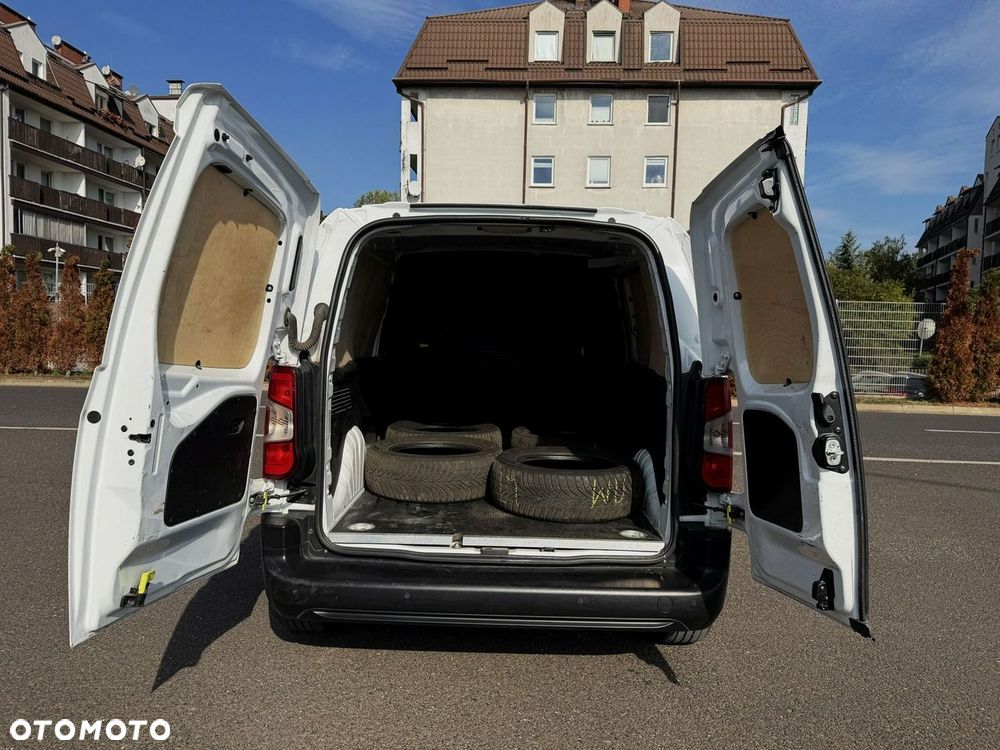Toyota Proace City - 22