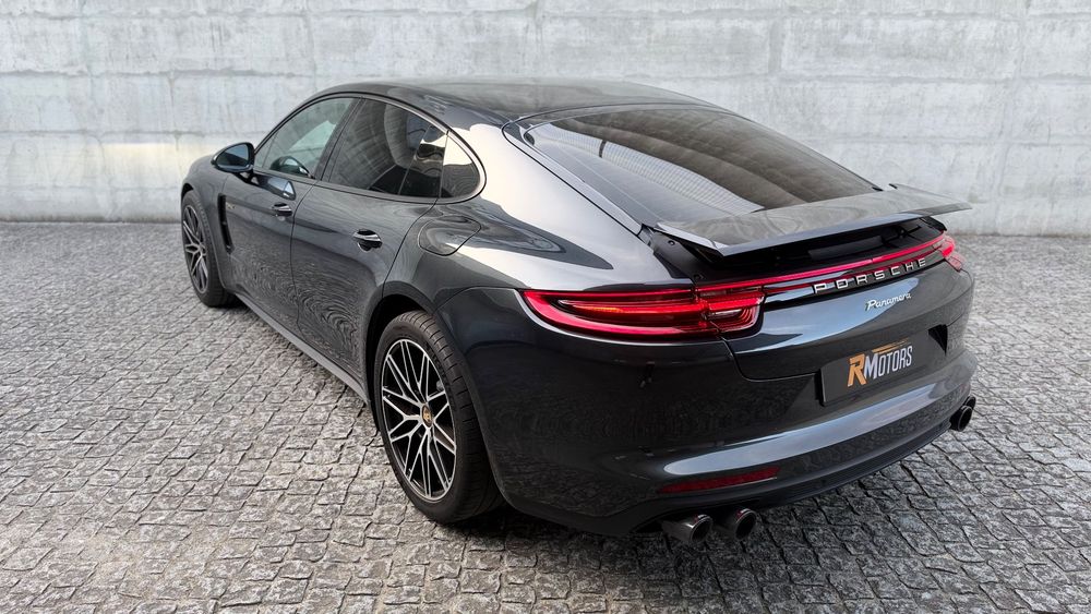 Porsche Panamera 4 E-Hybrid