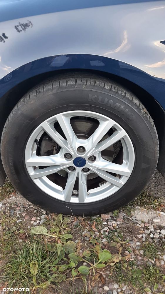 Ford Galaxy 1.5 EcoBoost Trend - 31