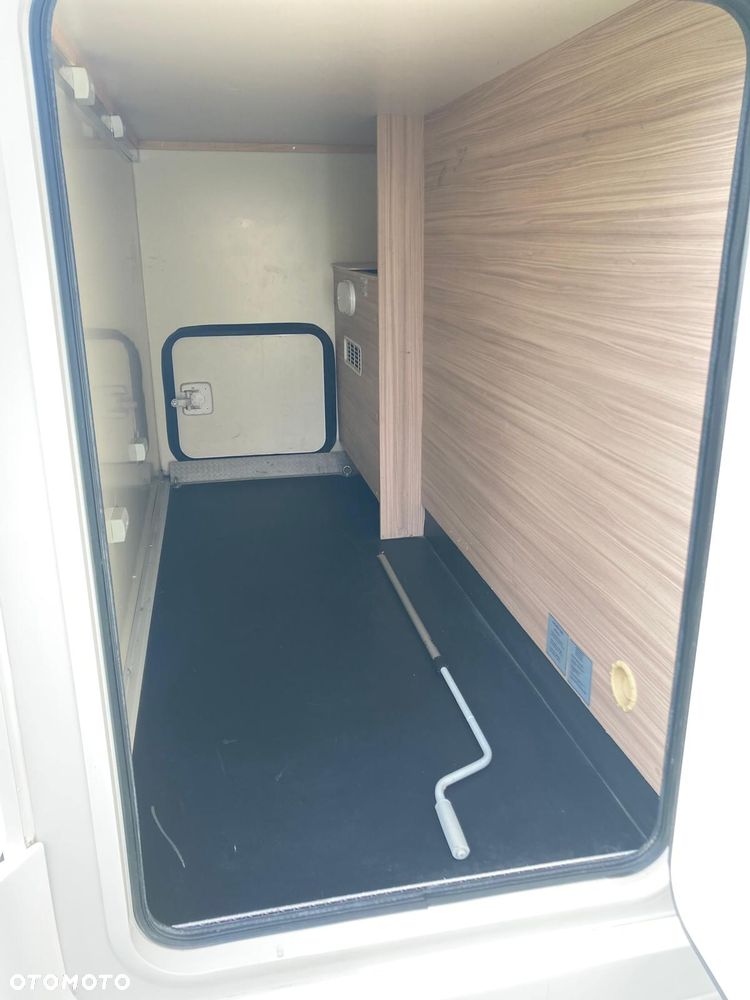 Renault AC A 595 - 170KM - 22