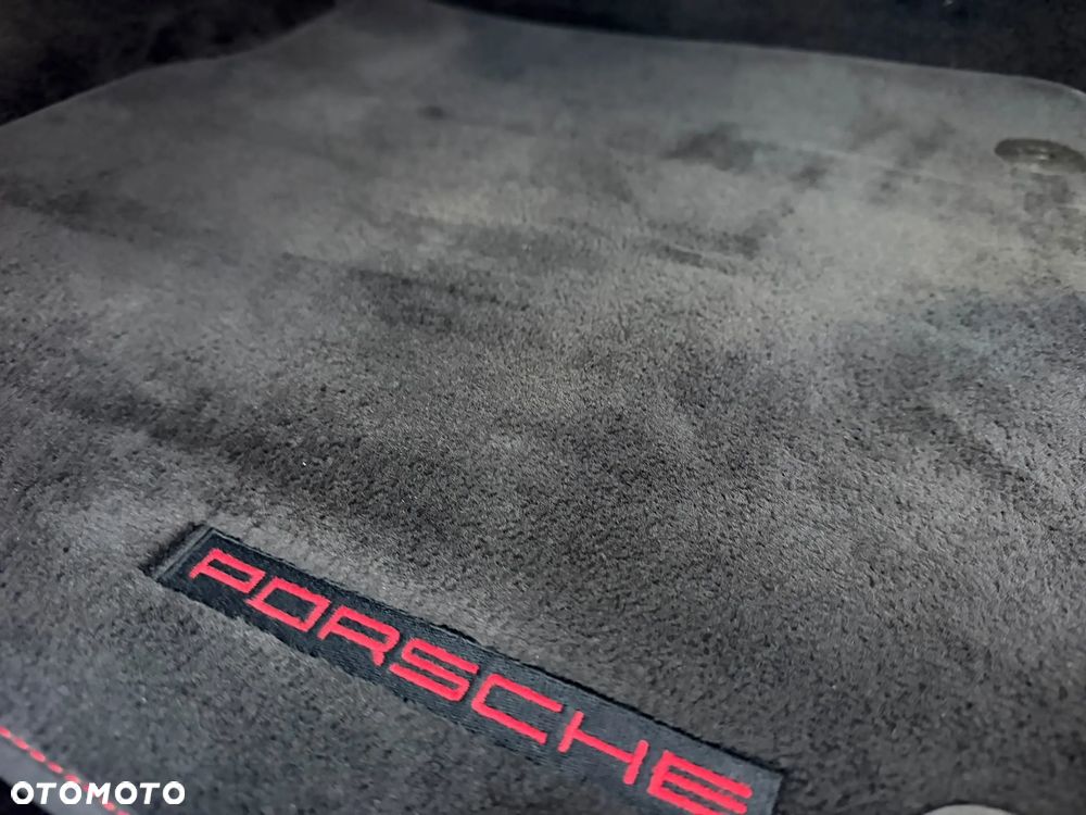 Porsche Macan GTS - 4