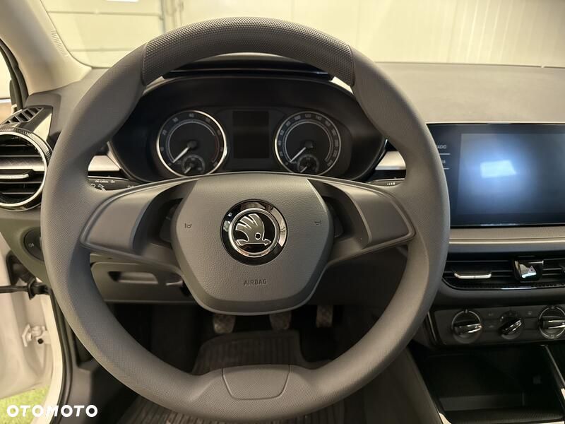 Skoda Fabia 1.0 TSI Ambition - 13