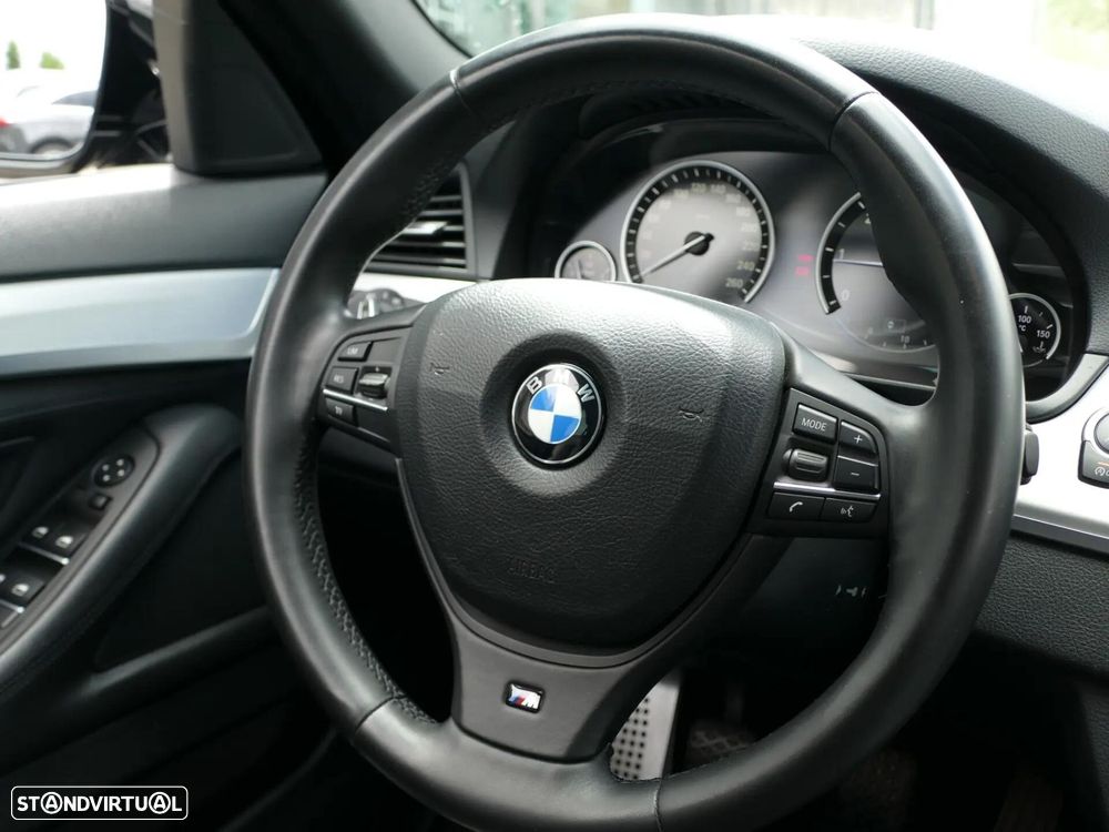 BMW 525 d Pack M - 42