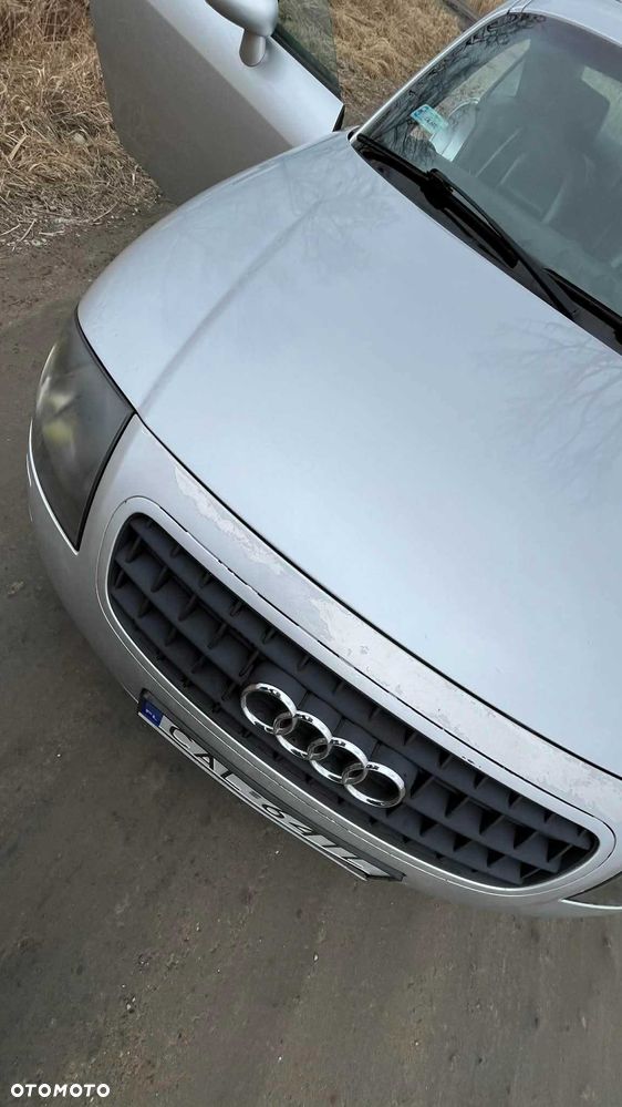 Audi TT Coupé - 8