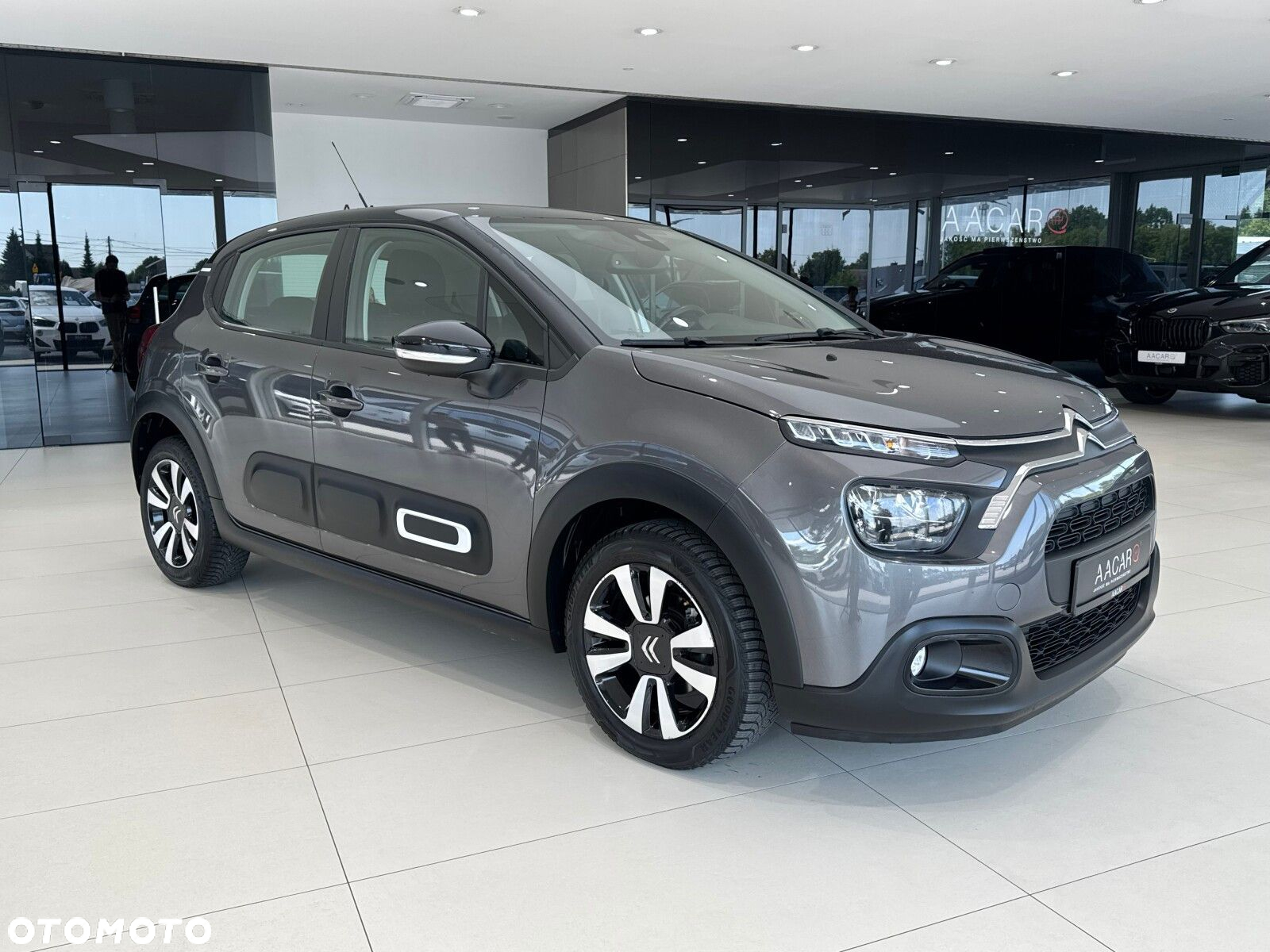 Citroën C3 1.2 PureTech Shine S&S - 6
