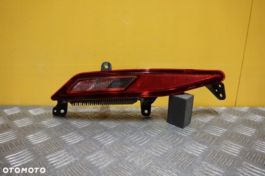 CADILLAC LYRIQ 2023 2024 - LAMPA TYŁ LEWA TYLNA w ZDERZAK USA - 1