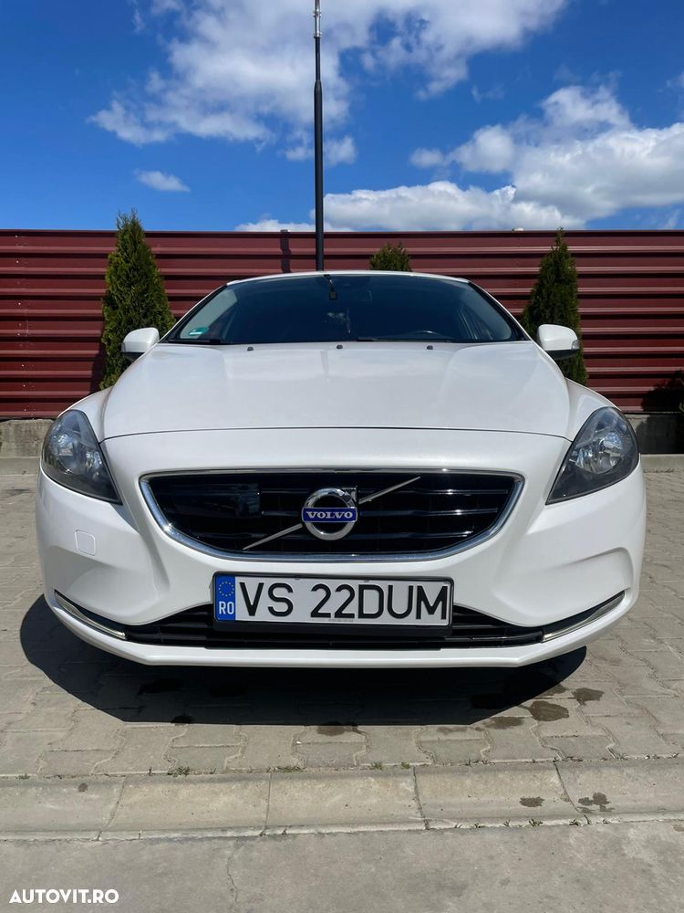 Volvo V40 D4 VEA Momentum - 9