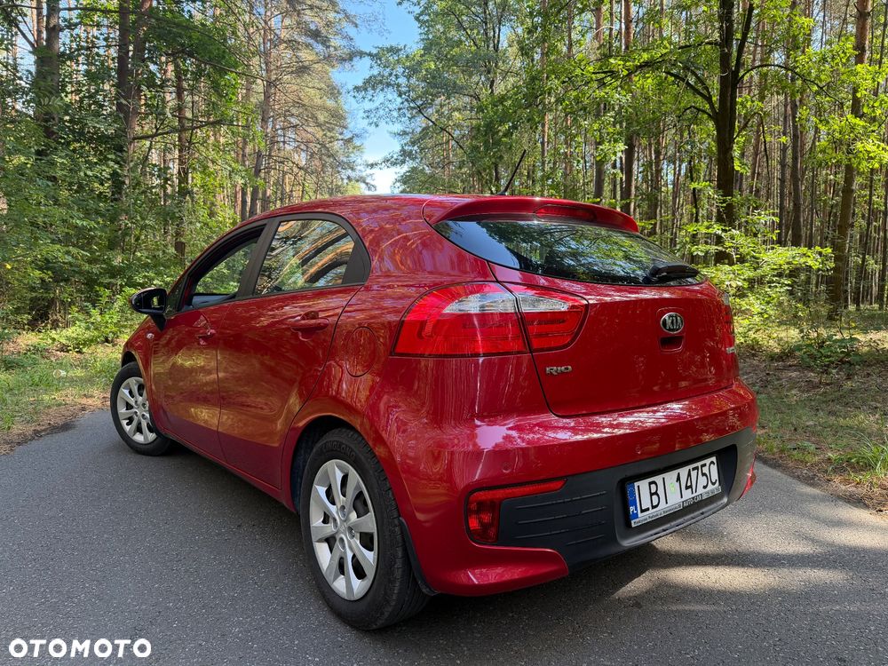 Kia Rio 1.2 Business Line - 4