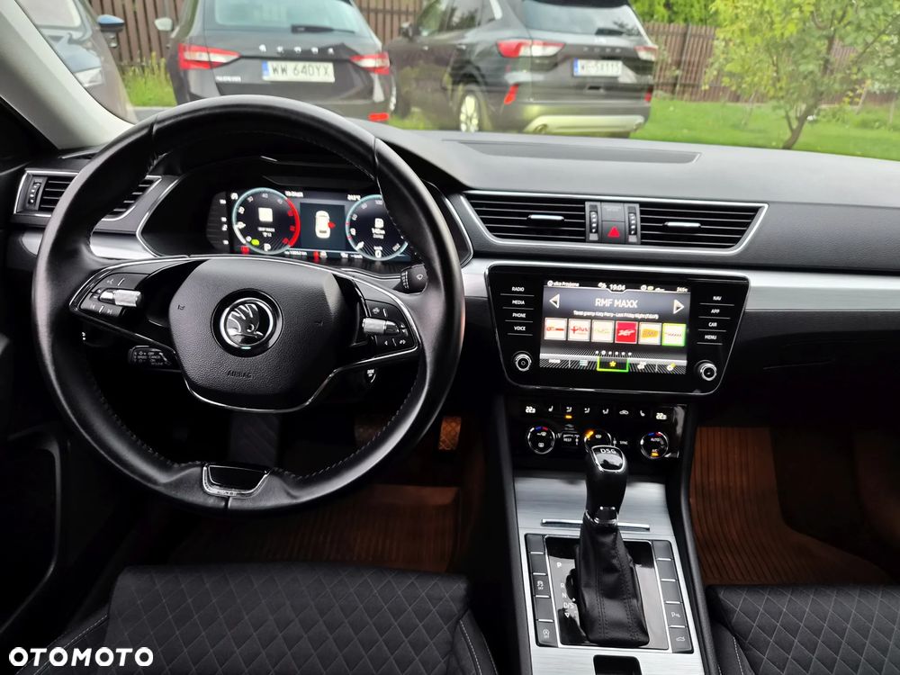 Skoda Superb 2.0 TDI SCR Ambition DSG - 8