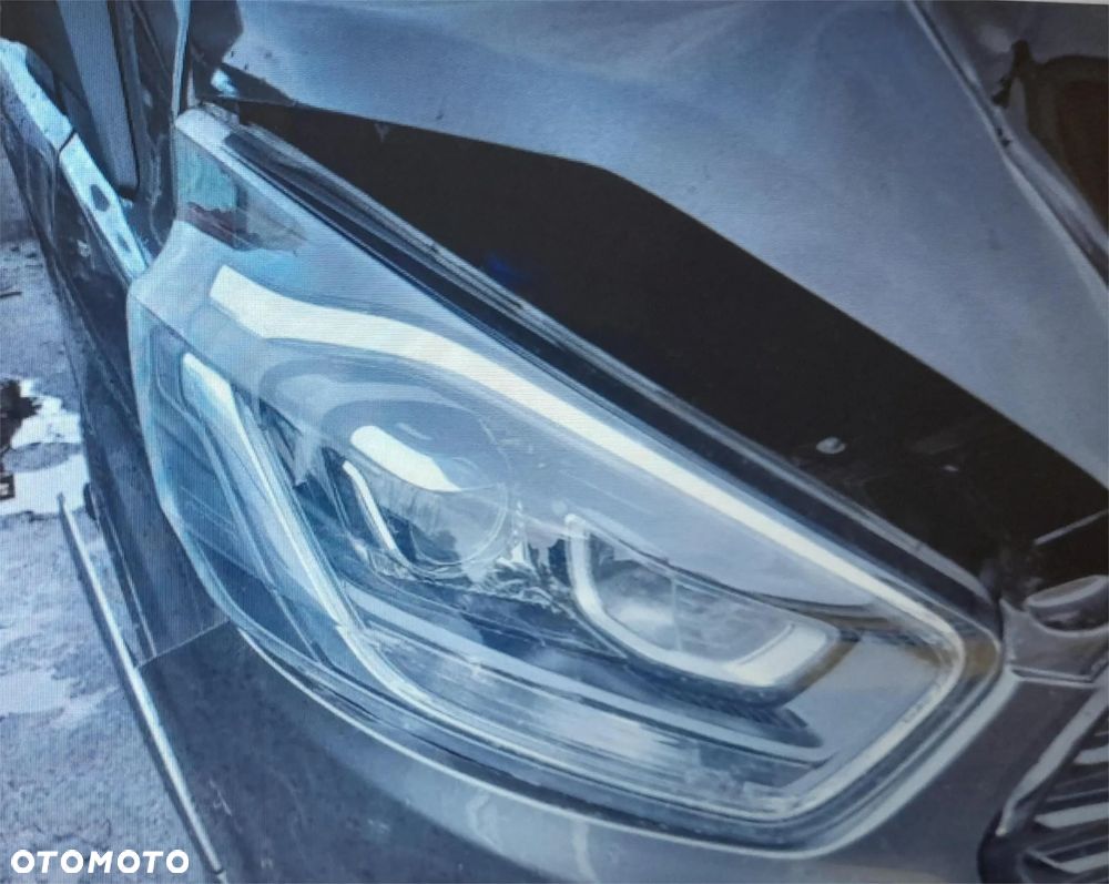 Ford Tourneo Custom - 6