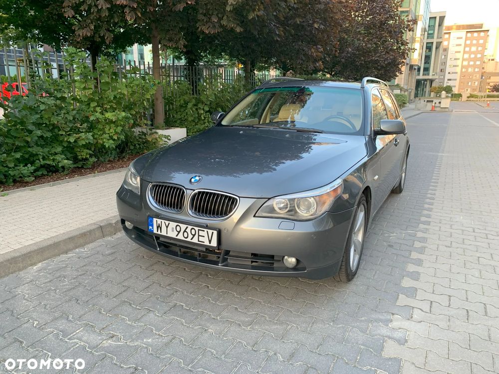 BMW Seria 5 530xi Touring - 3