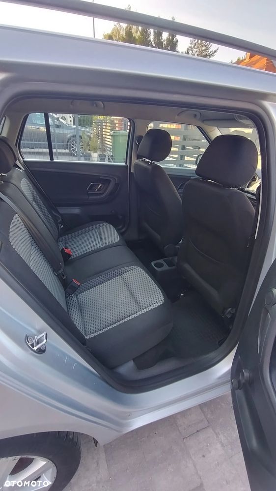Skoda Fabia 1.6 TDI DPF Ambition - 13