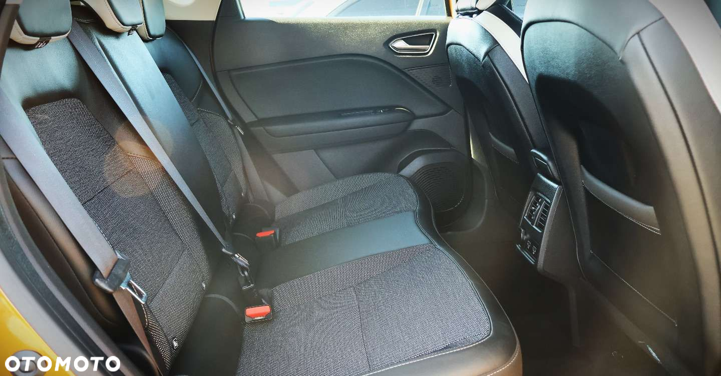 Renault Captur - 17