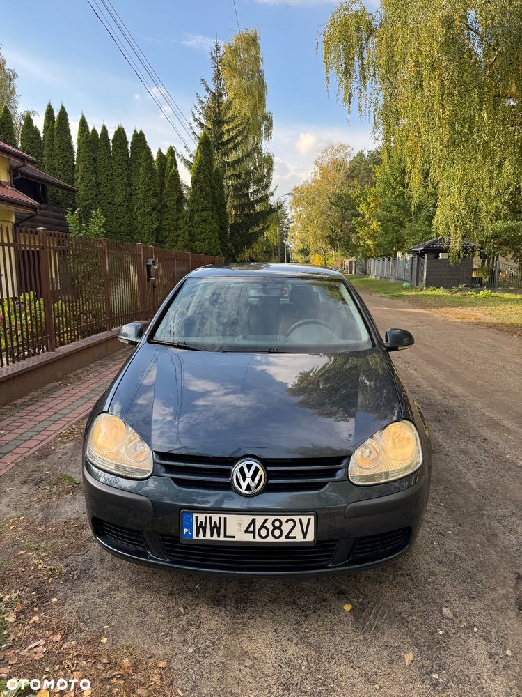 Volkswagen Golf - 2